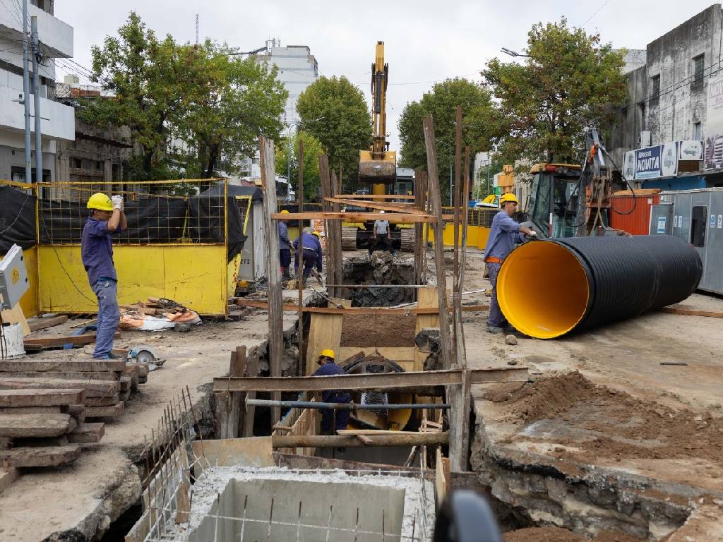 Obra pluvial comuna 11