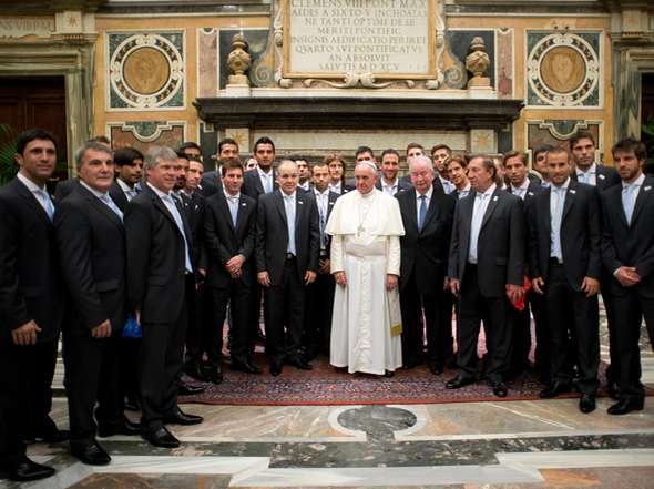 El Papa Francisco con la delegacion Argentina en el Vaticano