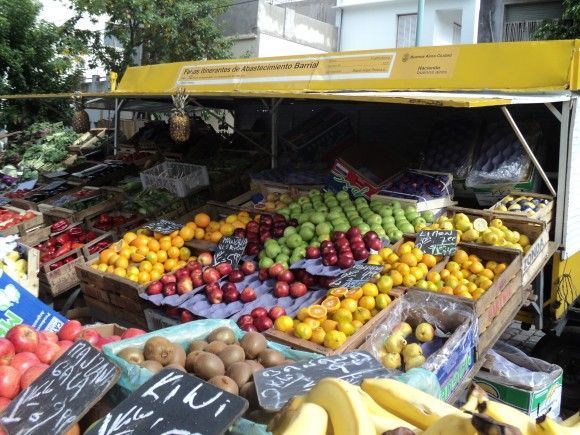 Feria Itinerante de Abastecimiento Barrial (FIAB)