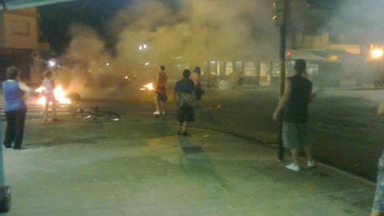 Vecinos de Villa del Parque, Devoto y Paternal salieron a la calle por ...